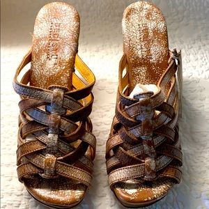 BEDSTU Gina Sandals in Nectar Lux Tan Lux. Size 11